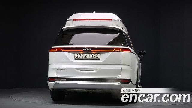 Kia Canival 2022 — photo 4