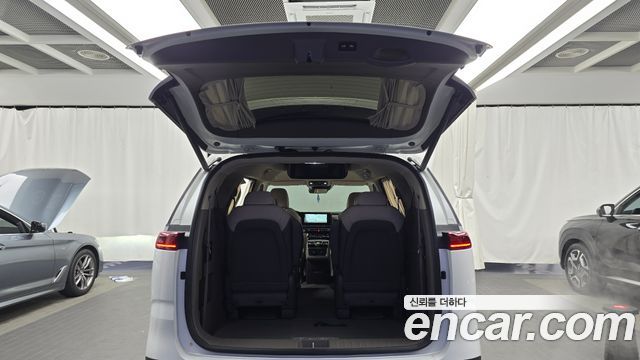 Kia Canival 2022 — photo 20