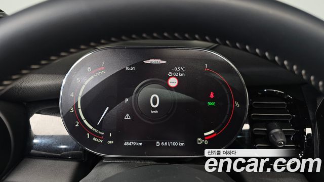 Mini Cooper 2023 — photo 8