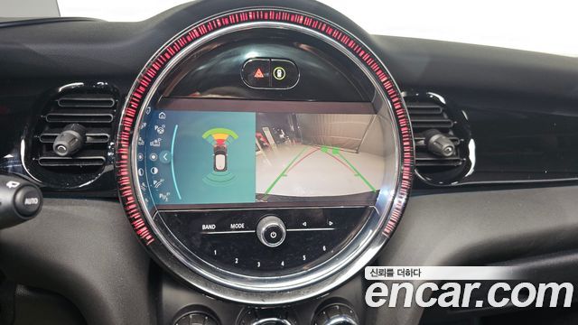 Mini Cooper 2023 — photo 15
