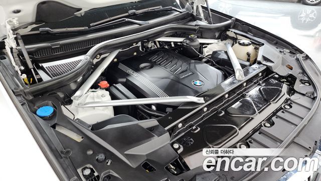 BMW X5 2021 — photo 6