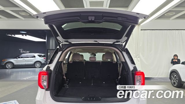 Ford Explorer 2022 — photo 20