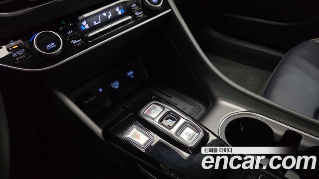 Hyundai Sonata 2021 — photo 9