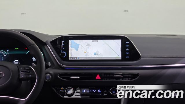 Hyundai Sonata 2021 — photo 17