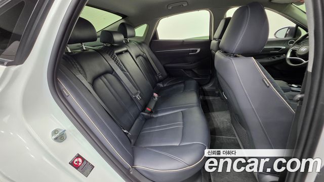 Hyundai Sonata 2021 — photo 20