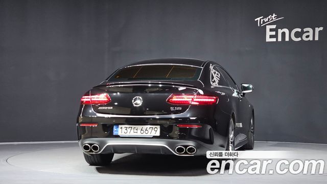 Mercedes-Benz E-Class 2021 — photo 4