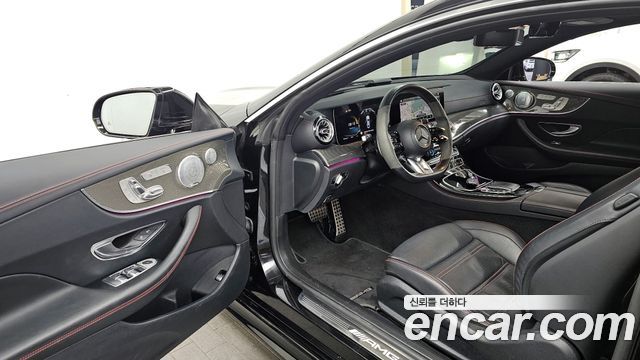 Mercedes-Benz E-Class 2021 — photo 10