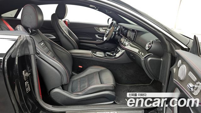 Mercedes-Benz E-Class 2021 — photo 11