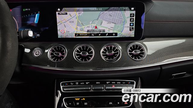Mercedes-Benz E-Class 2021 — photo 14
