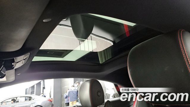Mercedes-Benz E-Class 2021 — photo 18