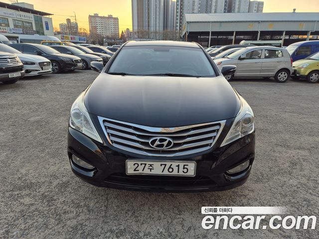 Hyundai Grandeur 2012 — photo 1