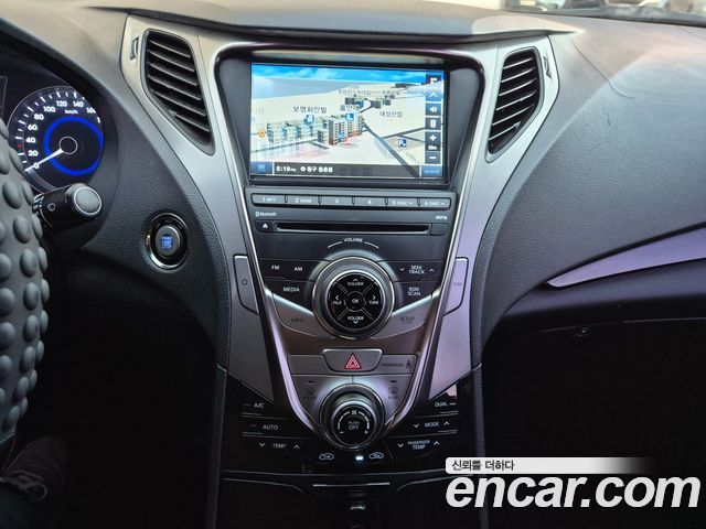 Hyundai Grandeur 2012 — photo 12