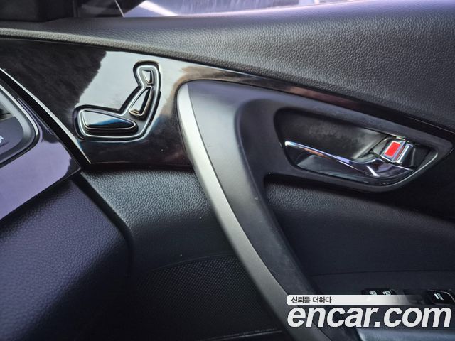 Hyundai Grandeur 2012 — photo 17