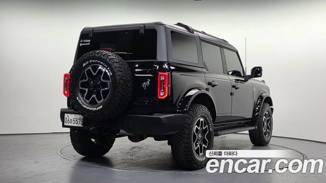 Ford Bronco 2022 — photo 2