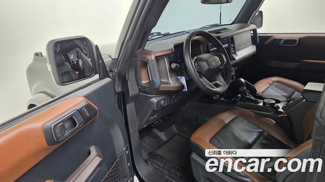 Ford Bronco 2022 — photo 11