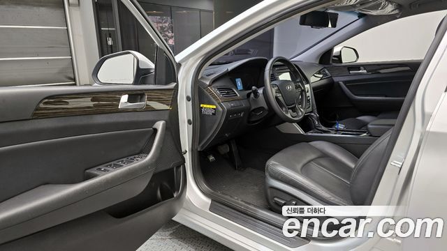 Hyundai Sonata 2015 — photo 11