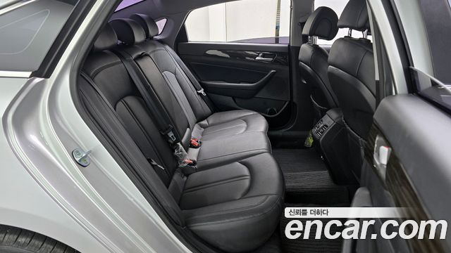 Hyundai Sonata 2015 — photo 12