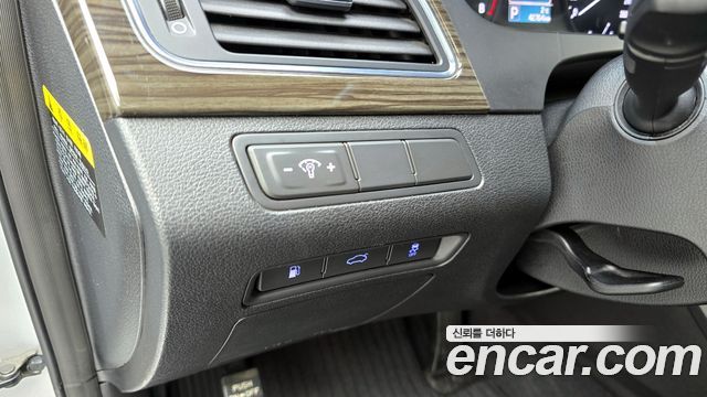 Hyundai Sonata 2015 — photo 16