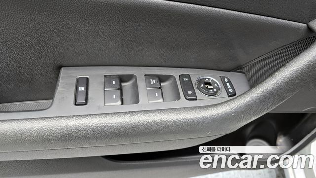 Hyundai Sonata 2015 — photo 17