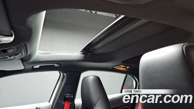 Mercedes-Benz GLA-Class 2018 — photo 19