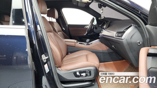 BMW X6 2022 — photo 11
