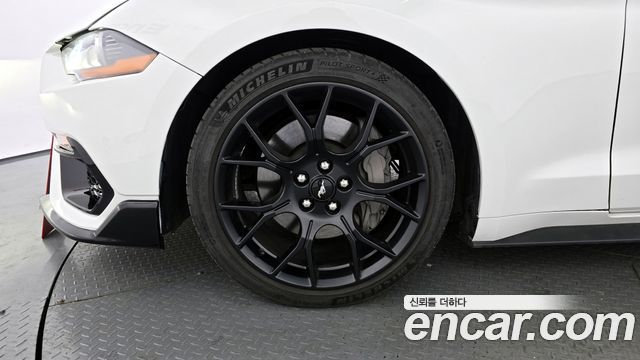 Ford Mustang 2019 — photo 5