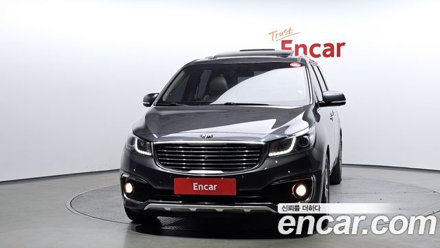 Kia Canival 2018 — photo 3