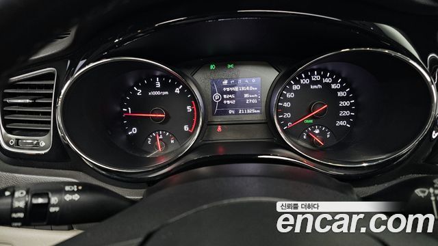 Kia Canival 2018 — photo 8