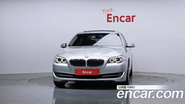 BMW 5-Series 2010 — photo 3