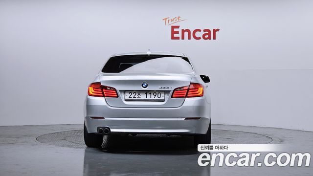 BMW 5-Series 2010 — photo 4