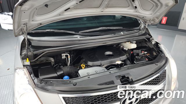 Hyundai Starex 2015 — photo 6