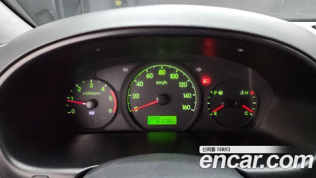 Hyundai Starex 2015 — photo 8