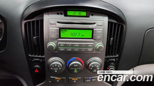 Hyundai Starex 2015 — photo 15