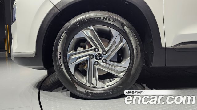 Hyundai Santafe 2023 — photo 5