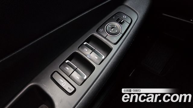 Hyundai Santafe 2023 — photo 16