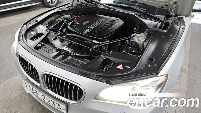 BMW 7-Series 2014 — photo 6