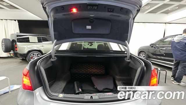 BMW 7-Series 2014 — photo 20