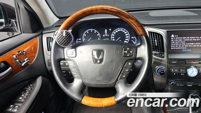 Hyundai Equus 2012 — photo 11