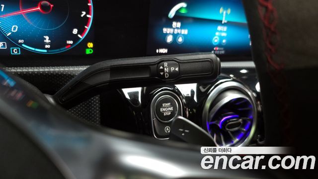 Mercedes-Benz CLA-Class 2021 — photo 9