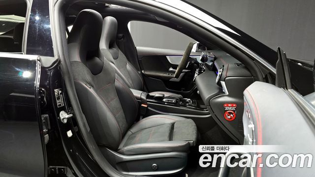 Mercedes-Benz CLA-Class 2021 — photo 10