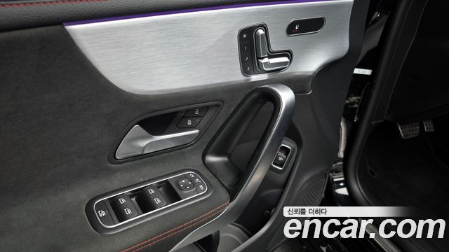 Mercedes-Benz CLA-Class 2021 — photo 17