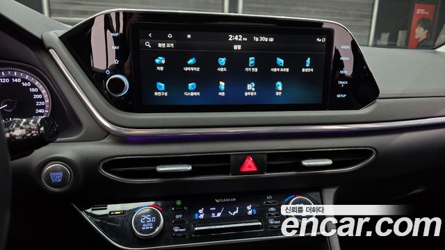Hyundai Sonata 2022 — photo 14
