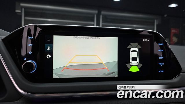 Hyundai Sonata 2022 — photo 15