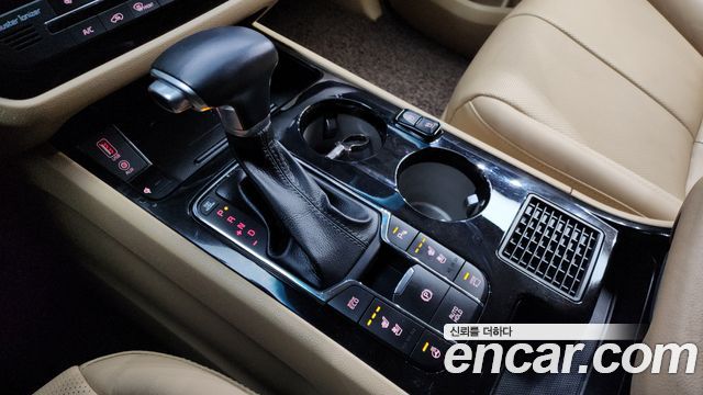 Kia Canival 2019 — photo 9