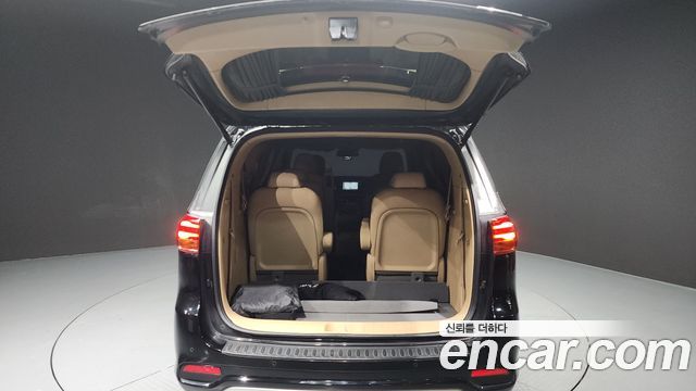 Kia Canival 2019 — photo 20