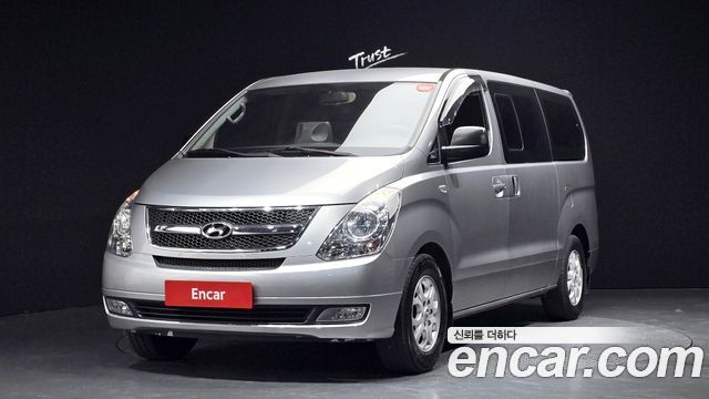 Hyundai Starex 2015 — photo 1
