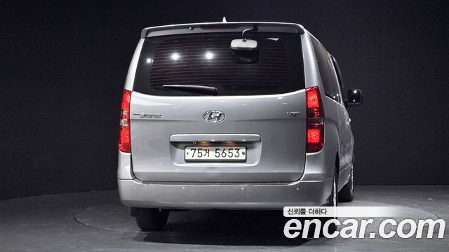 Hyundai Starex 2015 — photo 4