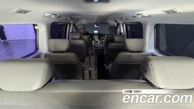 Hyundai Starex 2015 — photo 19