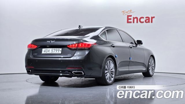 Genesis G80 2018 — photo 2