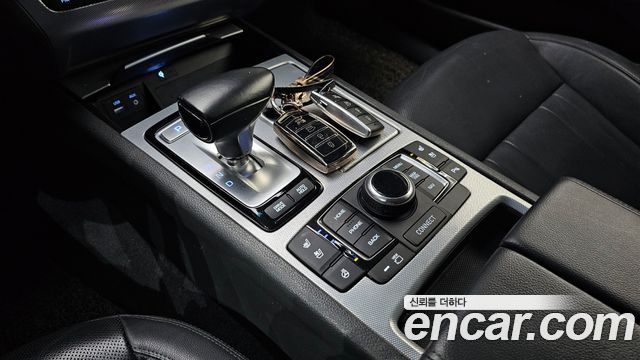 Genesis G80 2018 — photo 9
